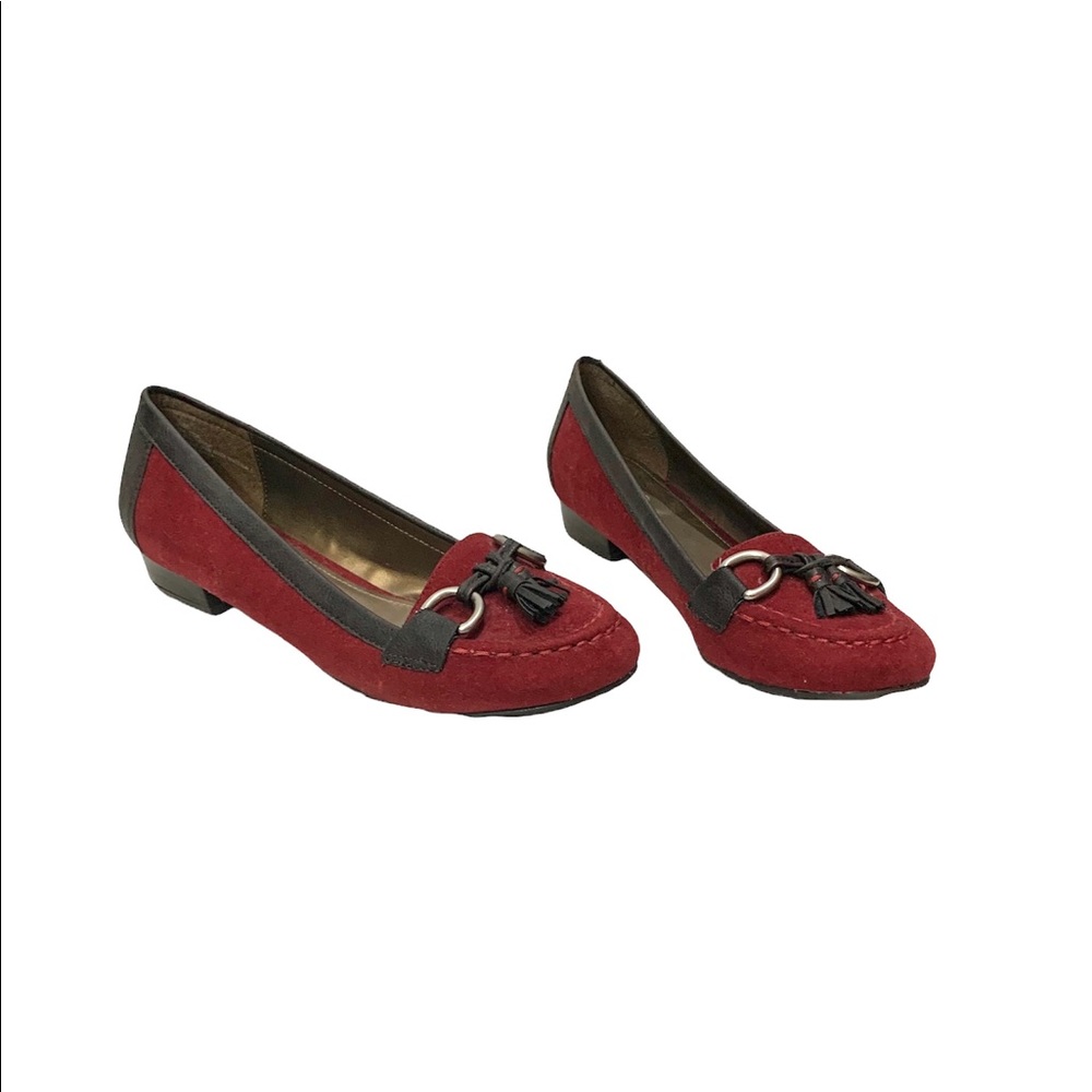 Liz & Co Liz Claiborne Red Suede Loafer - Picture 4 of 6